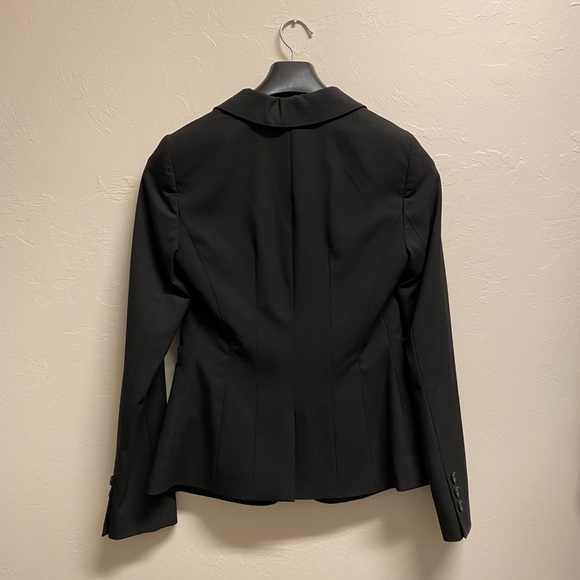 THE LIMITED Black Collection 2 Button Blazer (4) - Picture 5 of 5